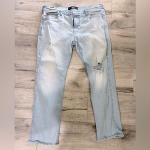 Hollister Men's 38x30 Distressed Jean